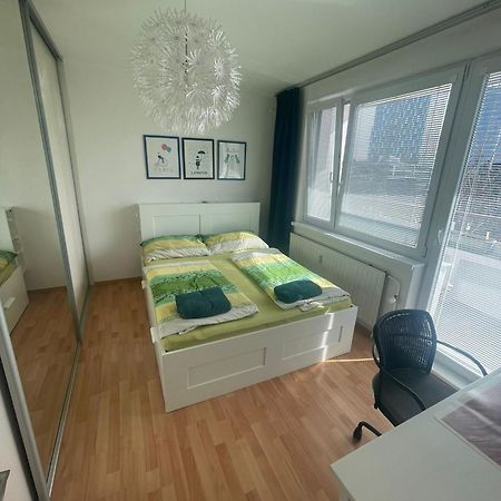 Park View City Center Location Apartment With Balcony Bratislava Eksteriør bilde